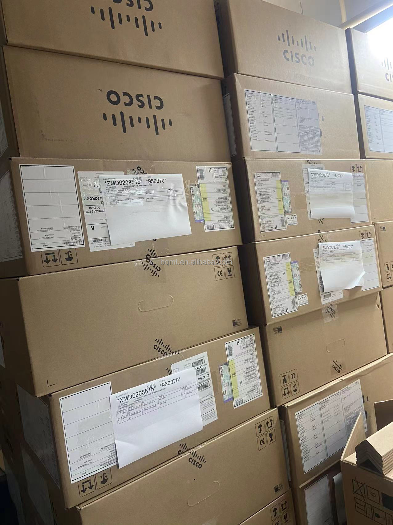 สำหรับเราเตอร์ Cisco C8300-2N2 - Router With Sfp+ 10G Port บทวิจารณ์และราคา